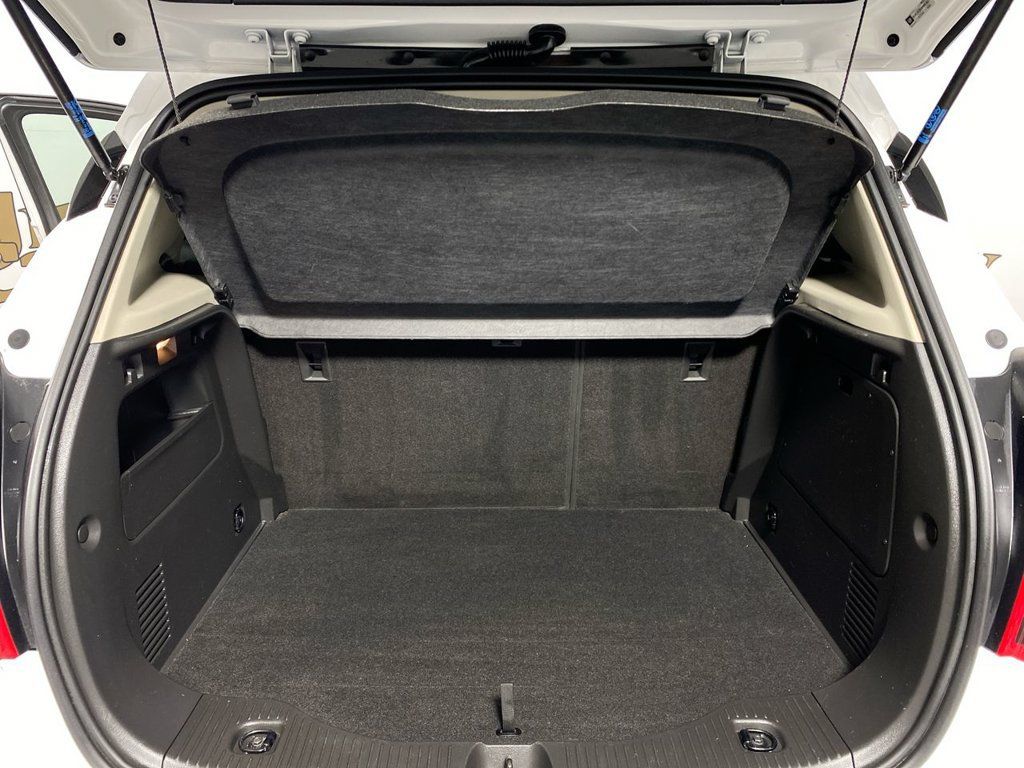 Certified 2019 Buick Encore Preferred FWD image 22