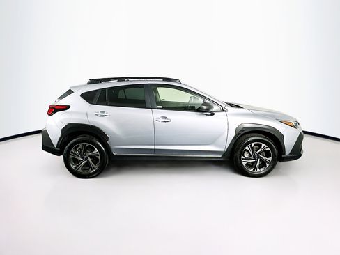 Used 2024 Subaru Crosstrek 2.0i Premium image 10
