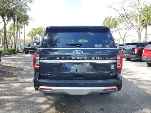 Used 2023 Ford Expedition Max Platinum image 5