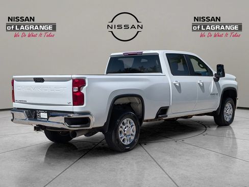 Used 2023 Chevrolet Silverado 2500 LT AWD/4WD image 5