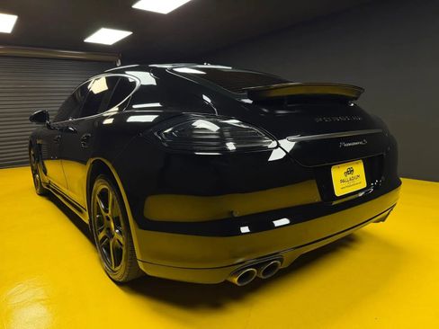 Used 2010 Porsche Panamera S RWD image 4