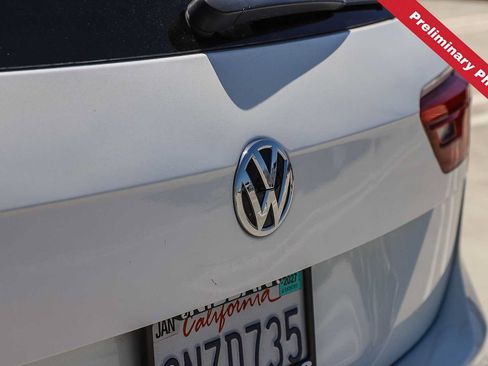 Used 2019 Volkswagen Tiguan SE FWD image 10