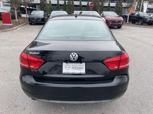 Used 2013 Volkswagen Passat 2.5 S image 7