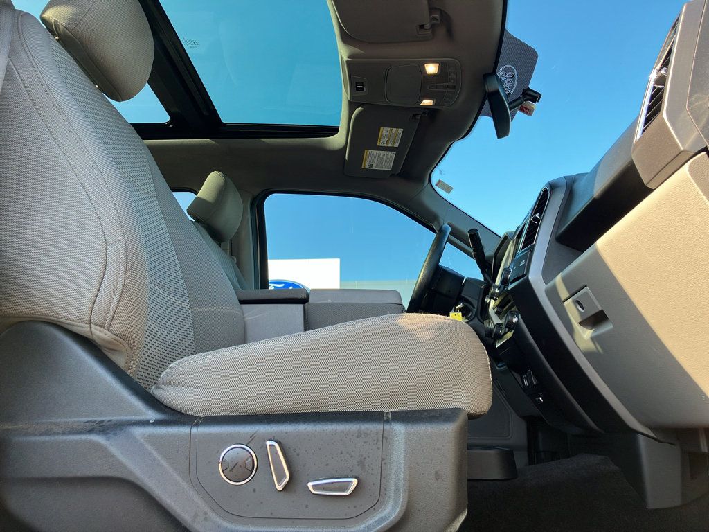 Used 2016 Ford F150 XLT w/ Equipment Group 302A Luxury AWD/4WD image 36