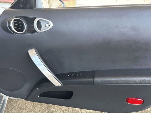 Used 2004 Nissan 350Z Touring RWD image 17