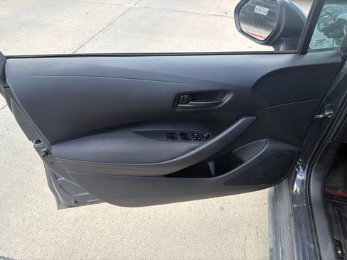 Used 2024 Toyota Corolla LE FWD image 9