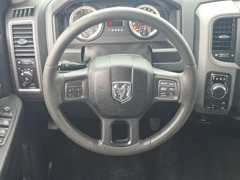 Used 2017 RAM 1500 Express AWD/4WD image 21