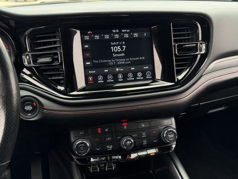 Used 2023 Dodge Durango GT image 20