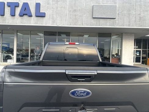 Used 2019 Ford F150 Lariat w/ Equipment Group 502A Luxury image 10