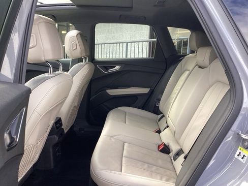 Used 2022 Audi Q4 e-tron Premium w/ Convenience Package image 23