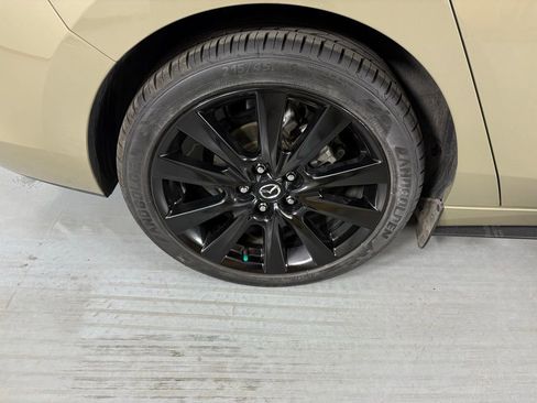 Used 2024 MAZDA MAZDA3 s image 13