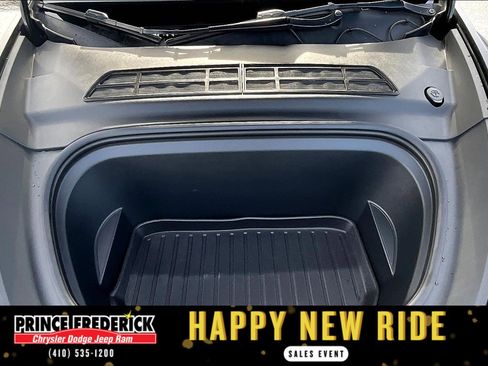 Used 2021 Tesla Model Y Performance image 9