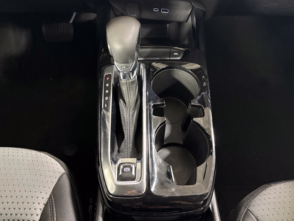 Used 2025 Chevrolet Trax LT FWD image 24