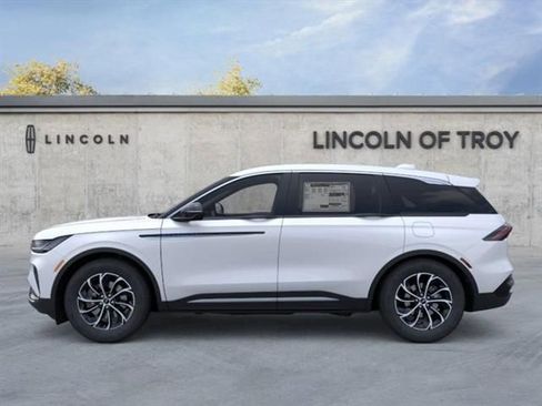 New 2026 Lincoln Nautilus Premier AWD/4WD image 3