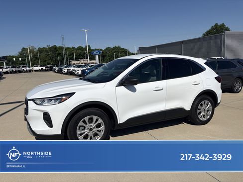 Used 2024 Ford Escape Active FWD image 1
