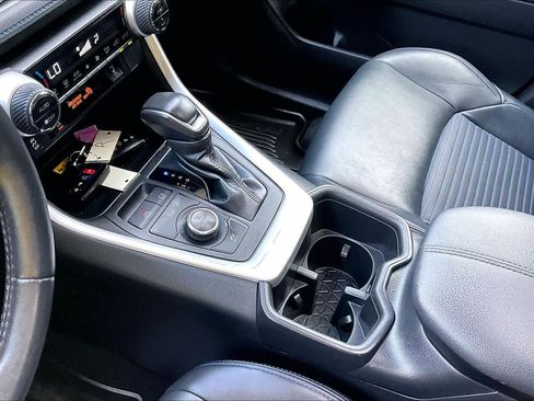 Certified 2022 Toyota RAV4 XSE AWD/4WD image 16