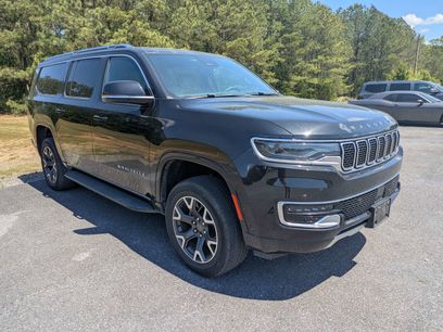 Used 2024 Jeep Wagoneer L Series III w/ Flexible Seating Group