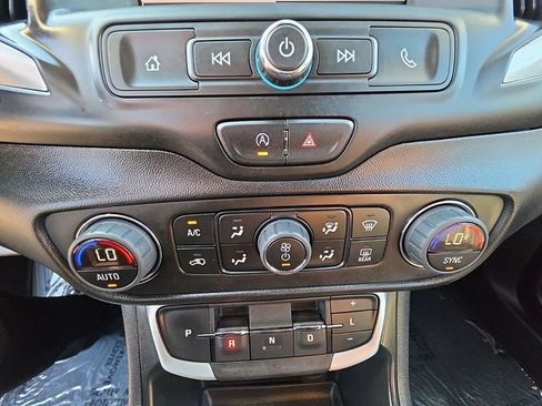 Certified 2023 GMC Terrain SLE w/ Driver Convenience Package AWD/4WD image 18