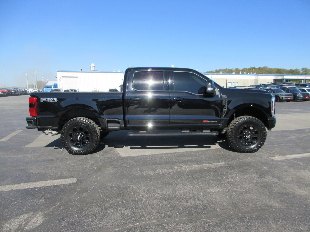 Used 2025 Ford F250 Lariat w/ Lariat Ultimate Package AWD/4WD image 5
