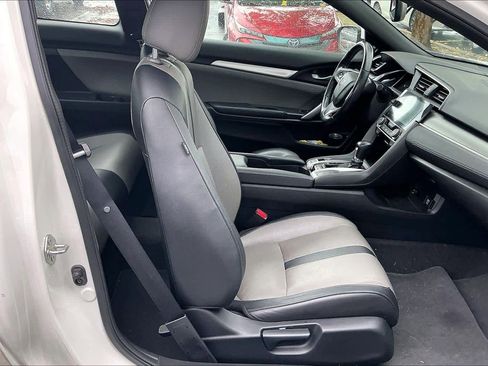 Used 2017 Honda Civic EX-L image 10