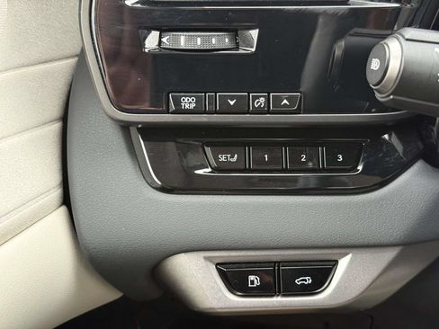 Used 2024 Lexus RX 350 FWD w/ Convenience Package image 23