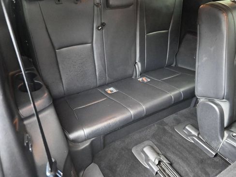 Used 2020 Toyota Highlander Limited AWD/4WD image 11