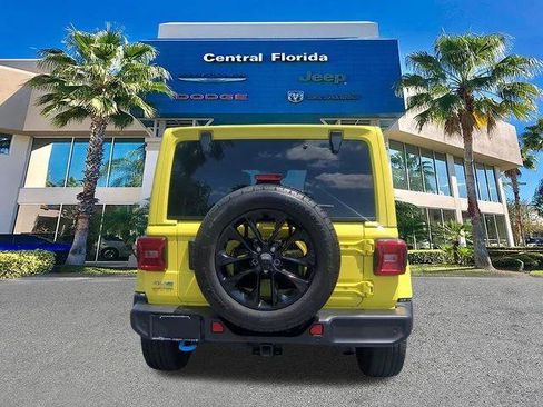 Certified 2024 Jeep Wrangler Unlimited Sahara w/ Safety Group AWD/4WD image 6