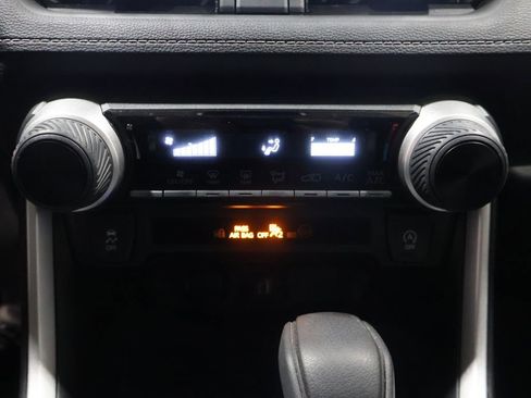 Used 2024 Toyota RAV4 LE image 28