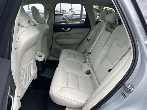 New 2026 Volvo XC60 T8 Ultra w/ Protection Package Premier AWD/4WD image 17