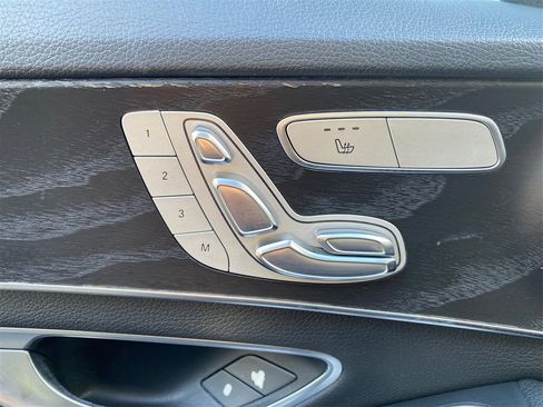 Used 2017 Mercedes-Benz C 300 4MATIC Sedan w/ Premium 2 Package image 33