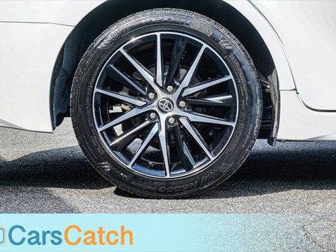 Used 2022 Toyota Camry SE FWD image 16