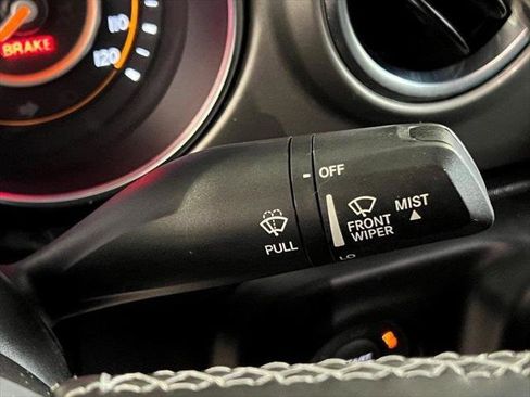 Certified 2022 Jeep Wrangler Unlimited Sahara w/ Cold Weather Group image 33