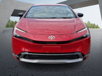 Used 2025 Toyota Prius XLE video 2
