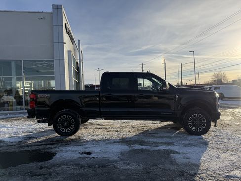 Used 2024 Ford F250 Platinum image 7
