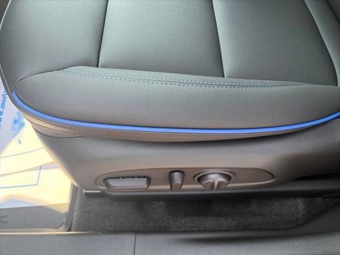 New 2026 Buick Envista Sport Touring w/ Convenience I Package FWD image 18