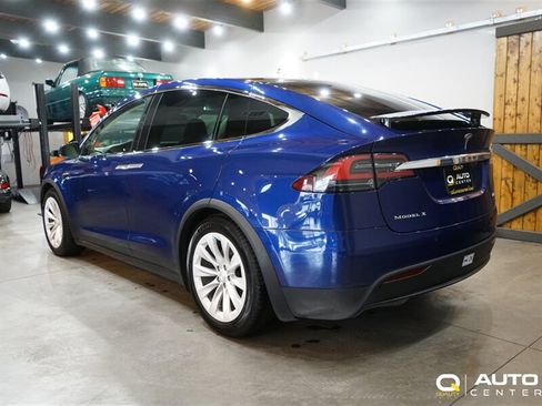 Used 2019 Tesla Model X 75D AWD/4WD image 7