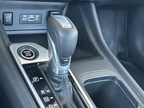 Used 2024 Nissan Sentra SV FWD image 22