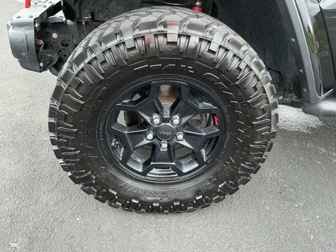 Used 2020 Jeep Gladiator Rubicon AWD/4WD image 15