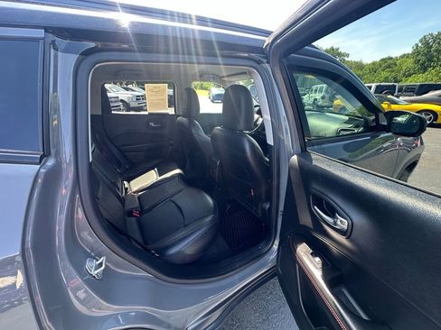 Used 2020 Jeep Compass Trailhawk w/ Leather Interior Group AWD/4WD image 13