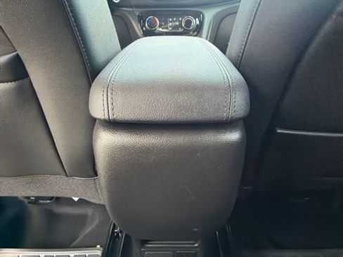 Certified 2022 Buick Encore GX Preferred w/ Cold Weather Comfort Package AWD/4WD image 22