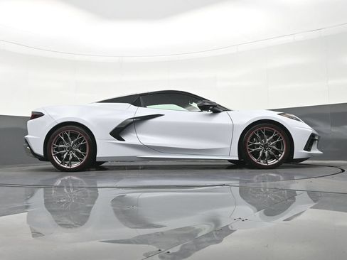 Used 2024 Chevrolet Corvette Stingray Preferred Conv w/ Battery Protection Package RWD image 27