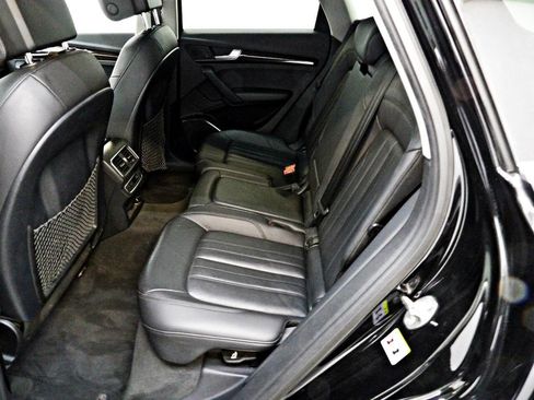 Used 2019 Audi Q5 2.0T Premium image 10