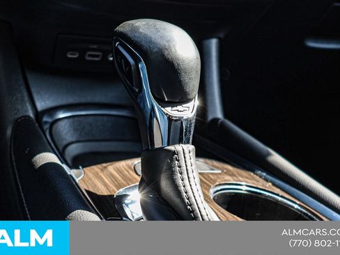 Used 2024 Chevrolet Malibu LT FWD image 33