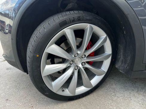 Used 2016 Tesla Model X Performance image 30