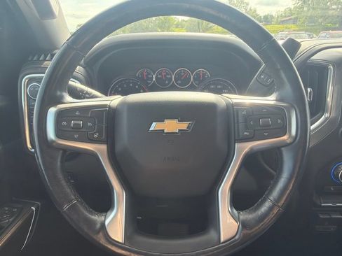 Used 2021 Chevrolet Silverado 1500 LT AWD/4WD image 6