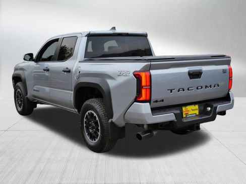 Certified 2025 Toyota Tacoma TRD Off-Road image 6