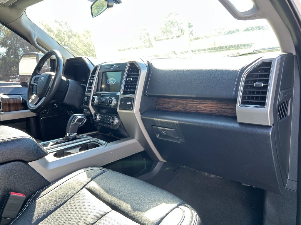 Certified 2019 Ford F150 Lariat w/ Equipment Group 502A Luxury AWD/4WD image 15
