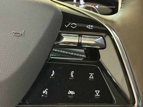 New 2025 Cadillac Escalade ESV Premium Luxury w/ Touring Package image 30