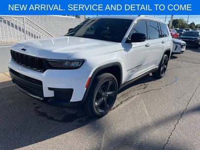 Used 2023 Jeep Grand Cherokee L Laredo