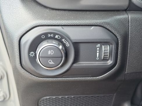 Used 2023 Jeep Gladiator Sport AWD/4WD image 28